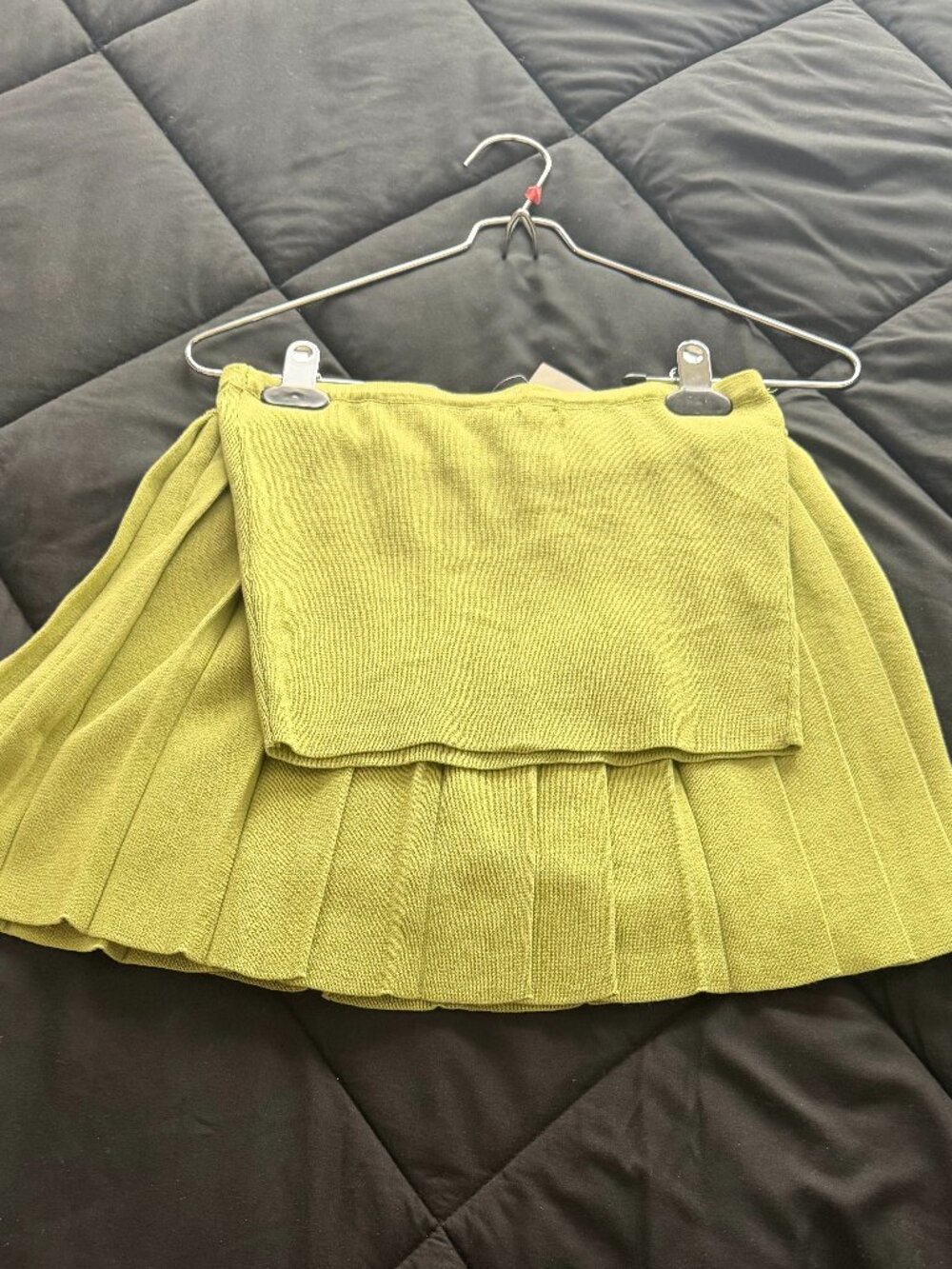 LIME LIGHT | 2-Piece Knit Pleated Skirt & Tube Top Set